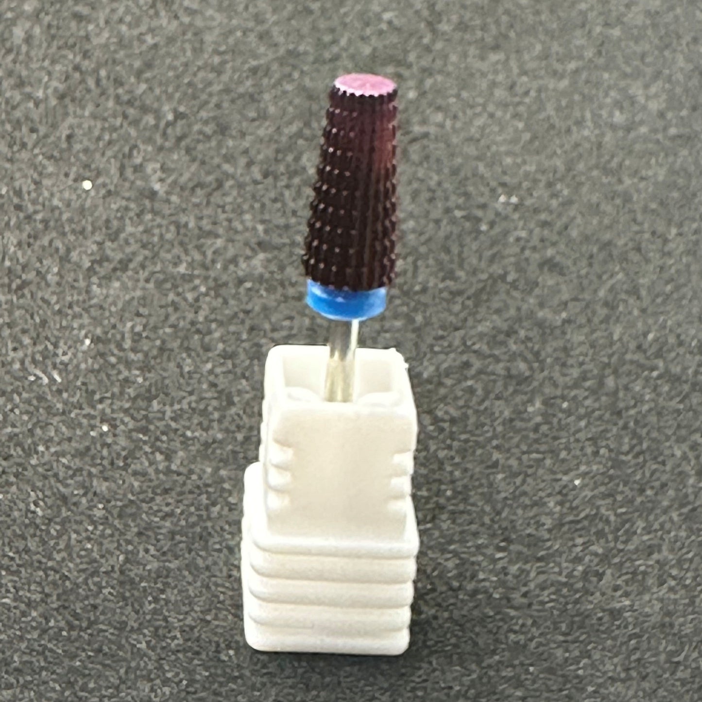 Embout au carbure médium conique 6.8mm