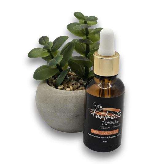 Huile à cuticule 30 ml: arôme (Orange,Raisin,Fraise et Patchouli.)